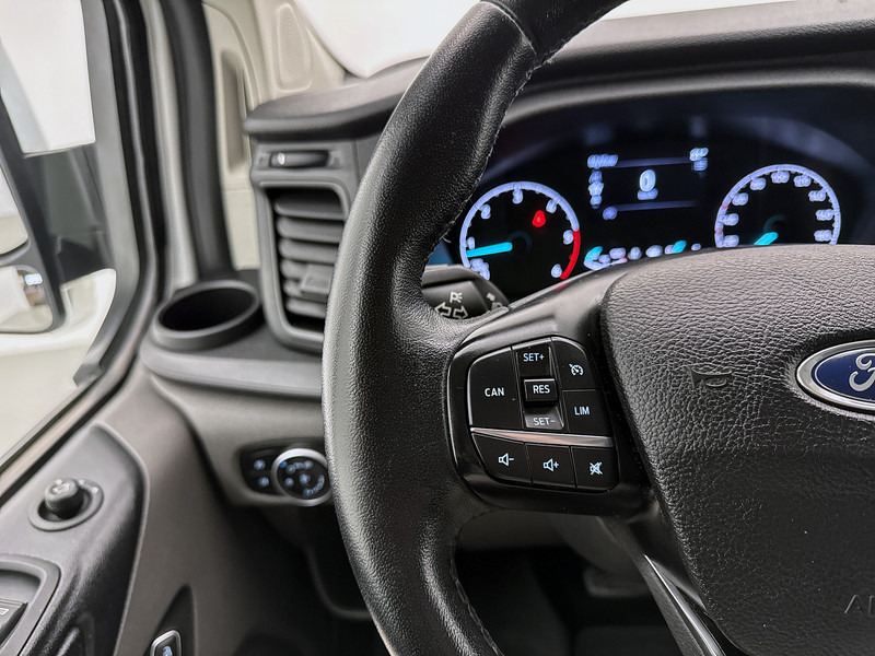 Ford Transit Custom 300 2.0 TDCI L2H1 Automaat Navigatie Achteruitrijcamera Imperiaal Treeplanken - فان المدمجة: صورة 5 Ford Transit Custom 300 2.0 TDCI L2H1 Automaat Navigatie Achteruitrijcamera Imperiaal Treeplanken - فان المدمجة: صورة 5
