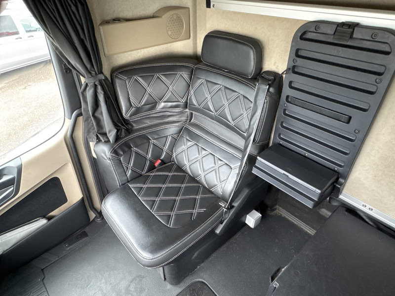 Mercedes-Benz Actros L-Gigaspacecabine 1845 LS Lowliner, Solostar Mirror cams , Leer , Euro 6 - شاحنة هيكل كابينة: صورة 4 Mercedes-Benz Actros L-Gigaspacecabine 1845 LS Lowliner, Solostar Mirror cams , Leer , Euro 6 - شاحنة هيكل كابينة: صورة 4