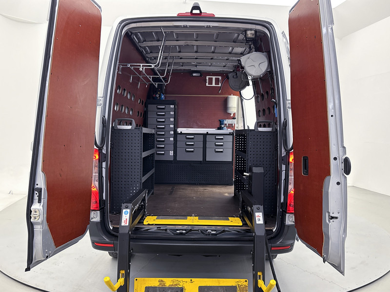 Mercedes-Benz Sprinter 315 1.9 CDI L2H2 Inrichting Navigatie Achteruitrijcamera Apple Carplay/Android Auto Cruise Control - فان: صورة 5 Mercedes-Benz Sprinter 315 1.9 CDI L2H2 Inrichting Navigatie Achteruitrijcamera Apple Carplay/Android Auto Cruise Control - فان: صورة 5