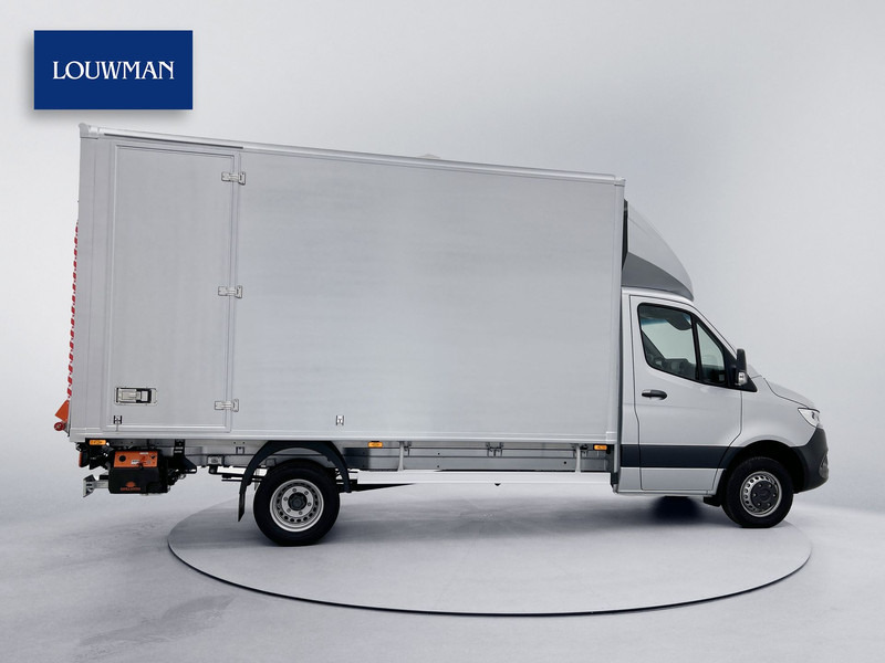 Mercedes-Benz Sprinter 517 1.9 CDI Bakwagen Meubelbak 1000KG Laadklep Apple Carplay/Android Auto Cruise Control - شاحنة مغلقة الصندوق: صورة 3 Mercedes-Benz Sprinter 517 1.9 CDI Bakwagen Meubelbak 1000KG Laadklep Apple Carplay/Android Auto Cruise Control - شاحنة مغلقة الصندوق: صورة 3