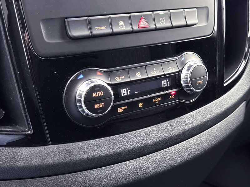 فان المدمجة Mercedes-Benz Vito 114 CDI Extra Lang Trekhaak LED Achteruitrijcamera Apple Carplay/Android Auto Betimmering: صورة 9