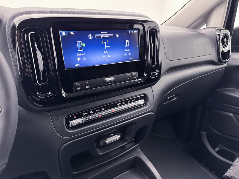 Mercedes-Benz Vito 119 CDI PRO L3 19" Lichtmetaal AMG Dubbele Schuifdeur Multibeam LED Trekhaak Achteruitrijcamera Betimmering - فان المدمجة: صورة 5 Mercedes-Benz Vito 119 CDI PRO L3 19" Lichtmetaal AMG Dubbele Schuifdeur Multibeam LED Trekhaak Achteruitrijcamera Betimmering - فان المدمجة: صورة 5