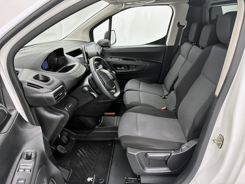 Peugeot Partner 1.5 BlueHDI Premium Long Carplay Cruise control L2 NAP Euro 6 - فان المدمجة: صورة 4 Peugeot Partner 1.5 BlueHDI Premium Long Carplay Cruise control L2 NAP Euro 6 - فان المدمجة: صورة 4