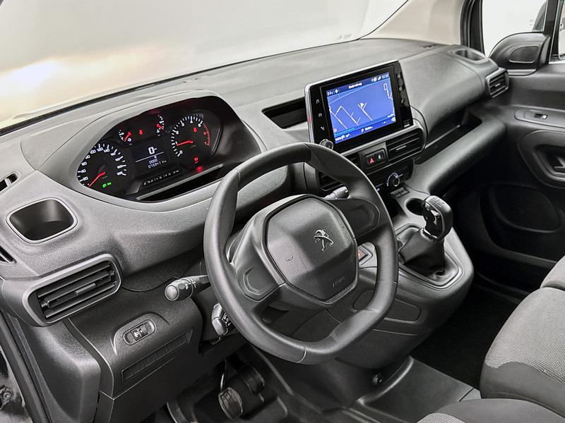 Peugeot Partner 1.5 BlueHDI Premium Navigatie App connect Cruise Control Parkeersensoren - فان المدمجة: صورة 5 Peugeot Partner 1.5 BlueHDI Premium Navigatie App connect Cruise Control Parkeersensoren - فان المدمجة: صورة 5