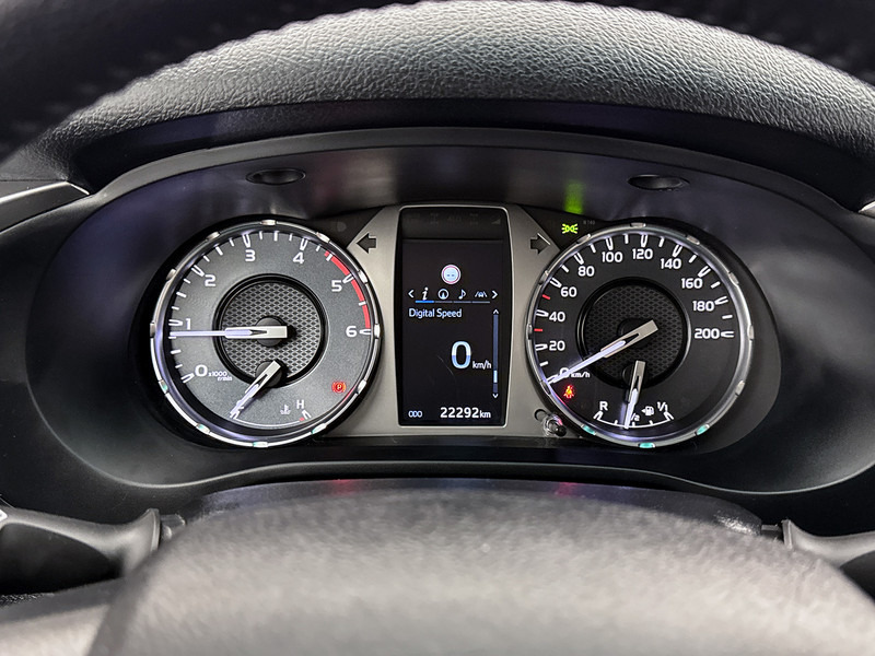 Toyota Hilux 2.4 D-4D Xtra Cab Professional Toneau cover 4x4 3.5t trekhaak Navigatie Stoelverwarming - شاحنة البيك أب: صورة 5 Toyota Hilux 2.4 D-4D Xtra Cab Professional Toneau cover 4x4 3.5t trekhaak Navigatie Stoelverwarming - شاحنة البيك أب: صورة 5