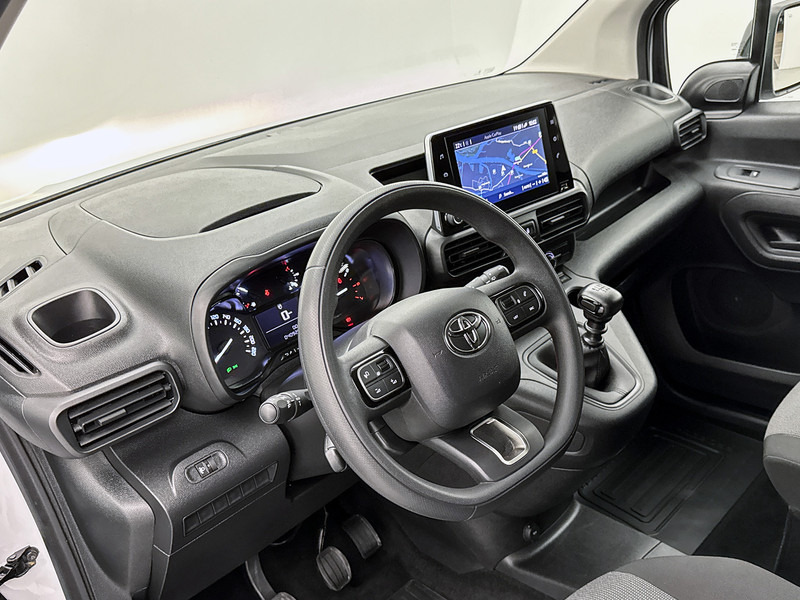 Toyota PROACE CITY 1.5 D-4D Live Navigatie Fabrieksgarantie Parkeersensoren Betimmering - فان المدمجة: صورة 4 Toyota PROACE CITY 1.5 D-4D Live Navigatie Fabrieksgarantie Parkeersensoren Betimmering - فان المدمجة: صورة 4
