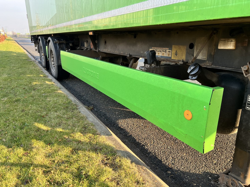 Krone 2- Assige Koeltrailer Carrier vector 1550 / laadklep / stuuras - نصف مقطورة مُبرِّدة: صورة 4 Krone 2- Assige Koeltrailer Carrier vector 1550 / laadklep / stuuras - نصف مقطورة مُبرِّدة: صورة 4