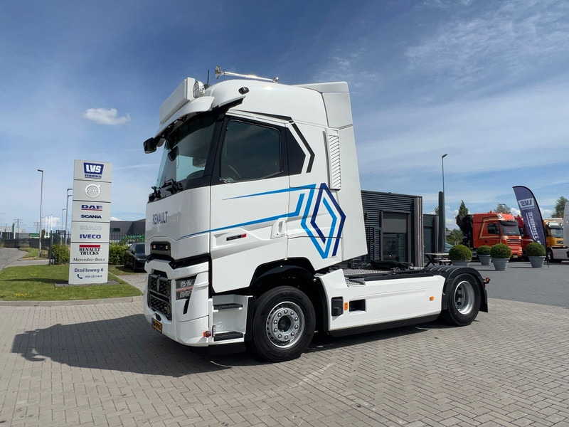 Renault T480 T-HIGH 4x2 Trekker Standclima / 2x Tank / New - وحدة جر: صورة 1 Renault T480 T-HIGH 4x2 Trekker Standclima / 2x Tank / New - وحدة جر: صورة 1