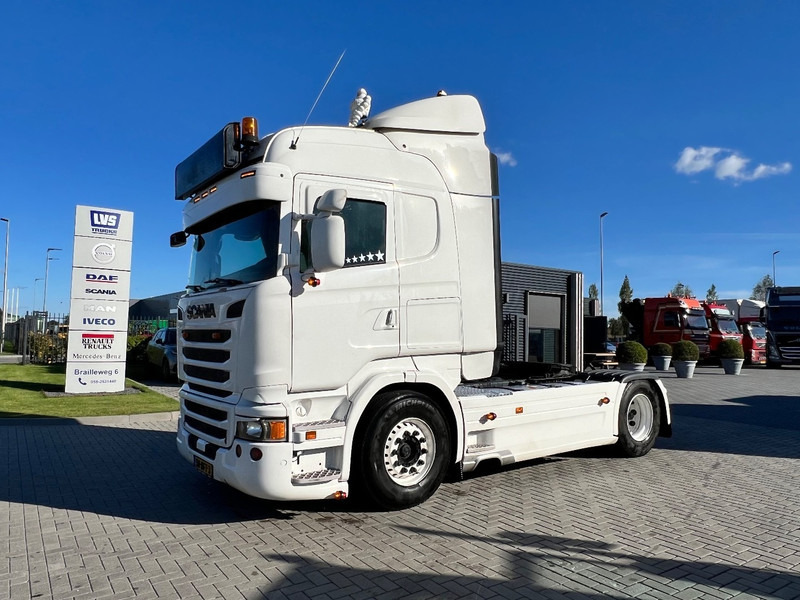 Scania R450 4x2 trekker Highline / Retarder / 2x Tank / Special interior - وحدة جر: صورة 1 Scania R450 4x2 trekker Highline / Retarder / 2x Tank / Special interior - وحدة جر: صورة 1