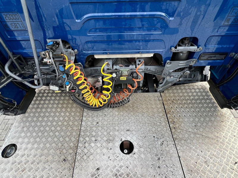 وحدة جر Scania R520 V8 6x2 Trekker WB 295  / Hydraulic / Full Air / Double Boogie: صورة 12