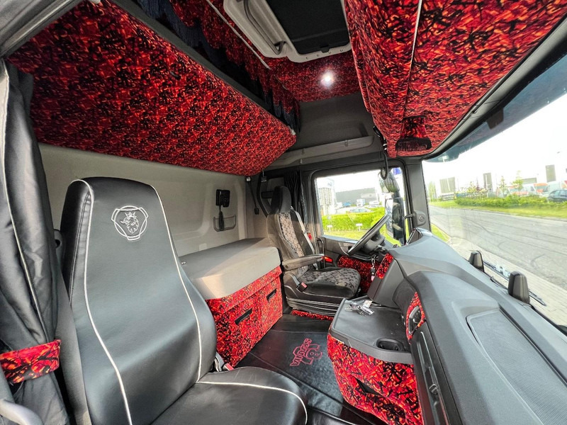 وحدة جر Scania R520 V8 6x2 Trekker WB 295  / Hydraulic / Full Air / Double Boogie: صورة 11