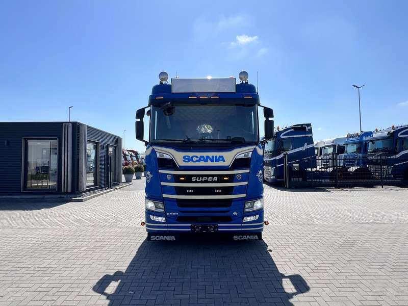 Scania R580 V8 6x2 trekker Retarder / Hydraulic / ADR / Full Air - وحدة جر: صورة 2 Scania R580 V8 6x2 trekker Retarder / Hydraulic / ADR / Full Air - وحدة جر: صورة 2