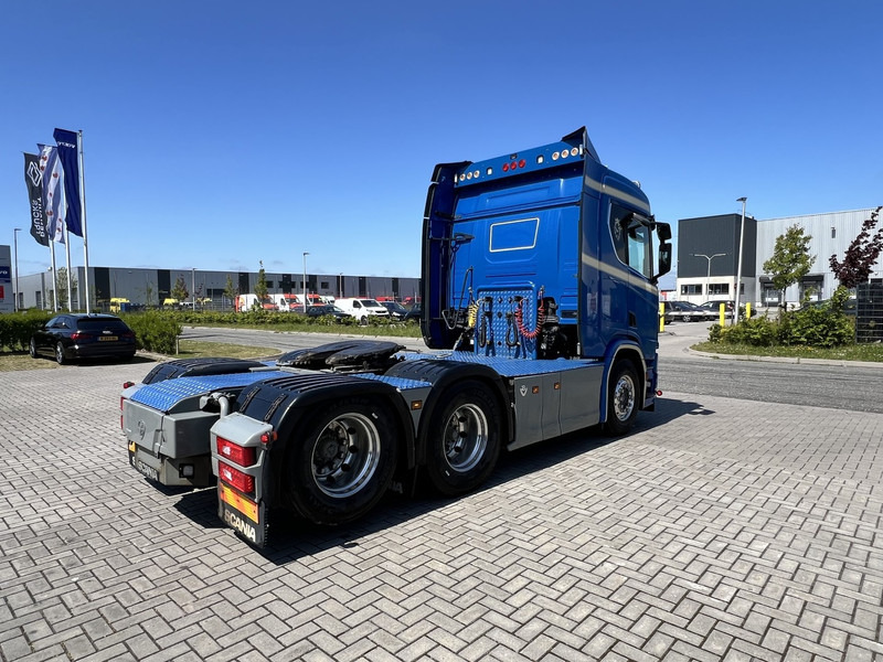 Scania R580 V8 6x2 trekker Retarder / Hydraulic / ADR / Full Air - وحدة جر: صورة 5 Scania R580 V8 6x2 trekker Retarder / Hydraulic / ADR / Full Air - وحدة جر: صورة 5
