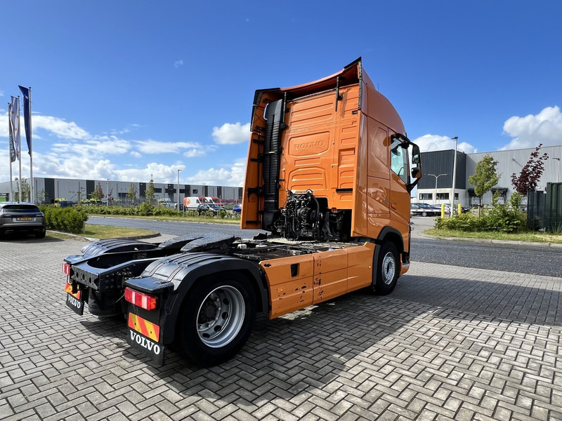 Volvo FH 420 4x2 Trekker Globetrotter / Chassis : KB - وحدة جر: صورة 5 Volvo FH 420 4x2 Trekker Globetrotter / Chassis : KB - وحدة جر: صورة 5