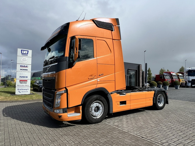 Volvo FH 420 4x2 Trekker Globetrotter / Chassis : KB - وحدة جر: صورة 1 Volvo FH 420 4x2 Trekker Globetrotter / Chassis : KB - وحدة جر: صورة 1
