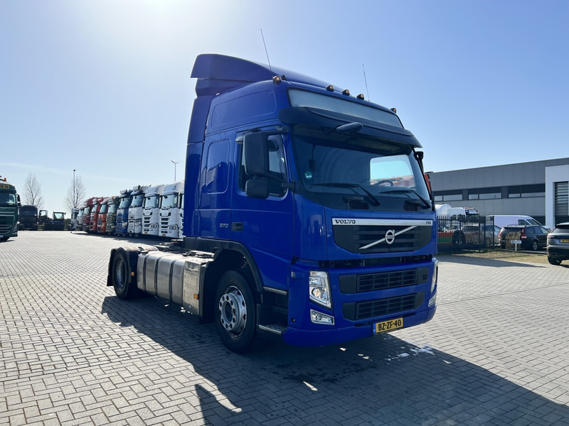 Volvo FM 370 4x2 trekker Globetrotter / Euro 5 /NEW TUV - وحدة جر: صورة 3 Volvo FM 370 4x2 trekker Globetrotter / Euro 5 /NEW TUV - وحدة جر: صورة 3