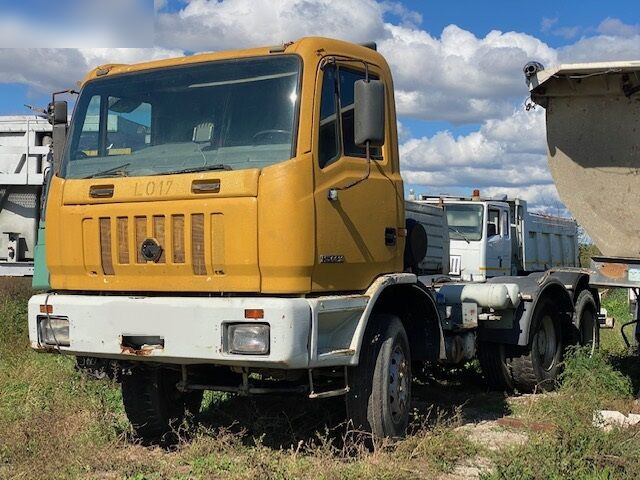 Astra HD 64.38 - شاحنة هيكل كابينة: صورة 1 Astra HD 64.38 - شاحنة هيكل كابينة: صورة 1