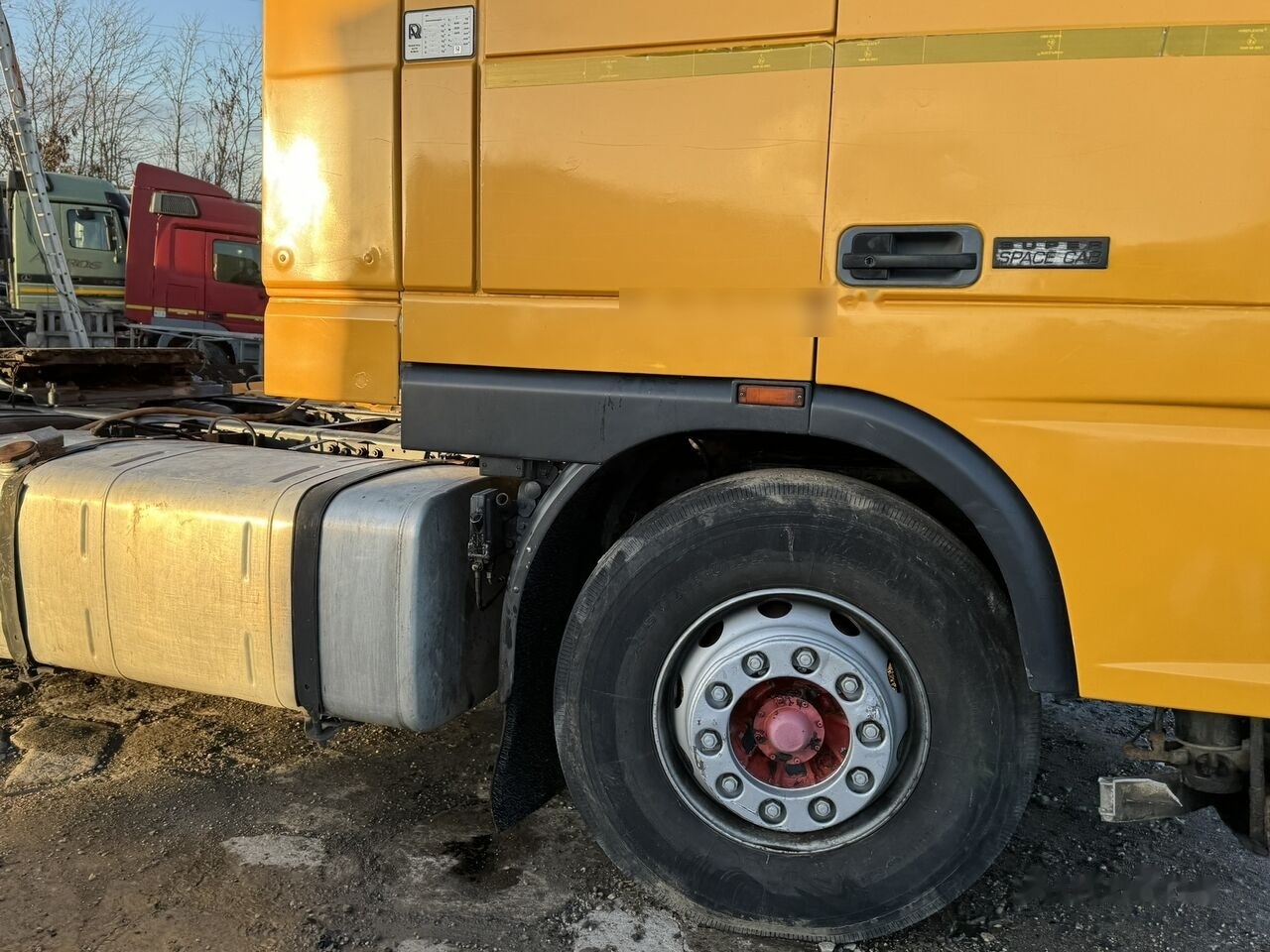 DAF XF95 430 ATI RETARDER EXPORT - وحدة جر: صورة 3 DAF XF95 430 ATI RETARDER EXPORT - وحدة جر: صورة 3