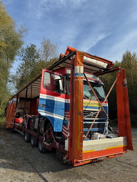 Dinkel Model DSAM - Alveole - Latire Electrica - عربة منخفضة مسطحة نصف مقطورة: صورة 1 Dinkel Model DSAM - Alveole - Latire Electrica - عربة منخفضة مسطحة نصف مقطورة: صورة 1