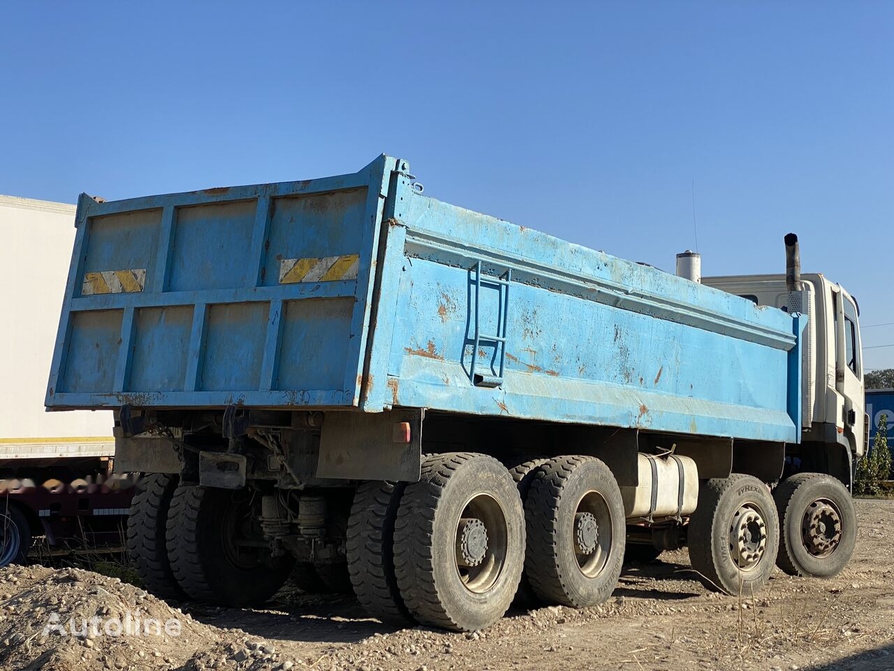 صنوق قلاب Hardox Bena basculabila cu semisasiu 7m : 8x4: صورة 10