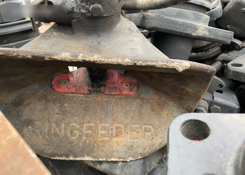 IVECO CUPLE REMORCARE CAMIOANE pentru remorci normale si tip tandem - قارنة توصيل هيدروليكي - شاحنة: صورة 5 IVECO CUPLE REMORCARE CAMIOANE pentru remorci normale si tip tandem - قارنة توصيل هيدروليكي - شاحنة: صورة 5