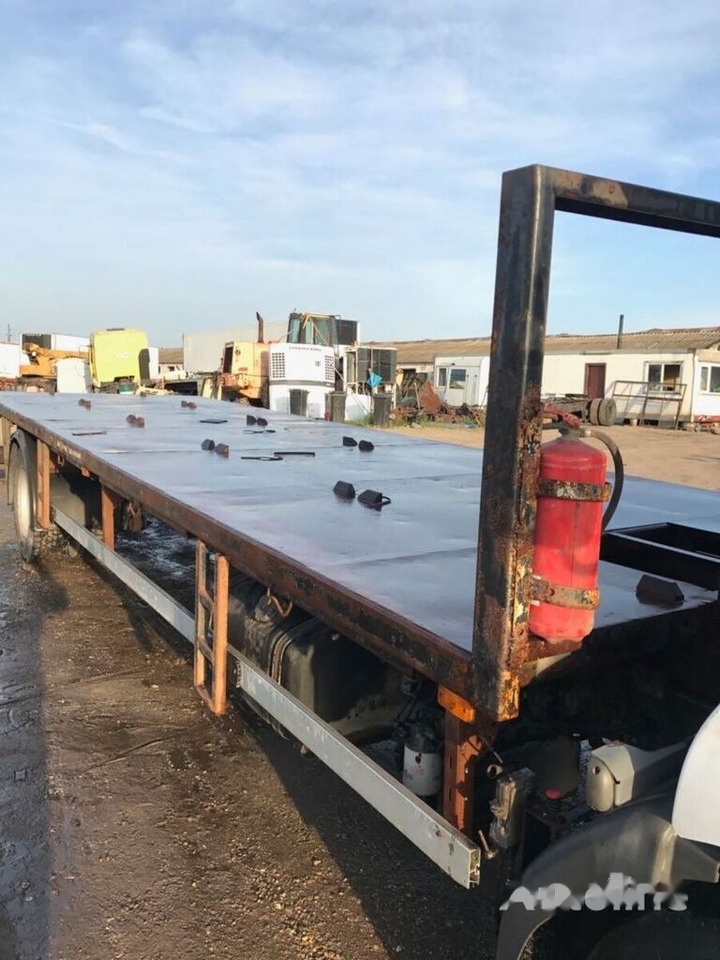 Renault Midlum DXI Adr Transport Butelii - شاحنات مسطحة: صورة 4 Renault Midlum DXI Adr Transport Butelii - شاحنات مسطحة: صورة 4