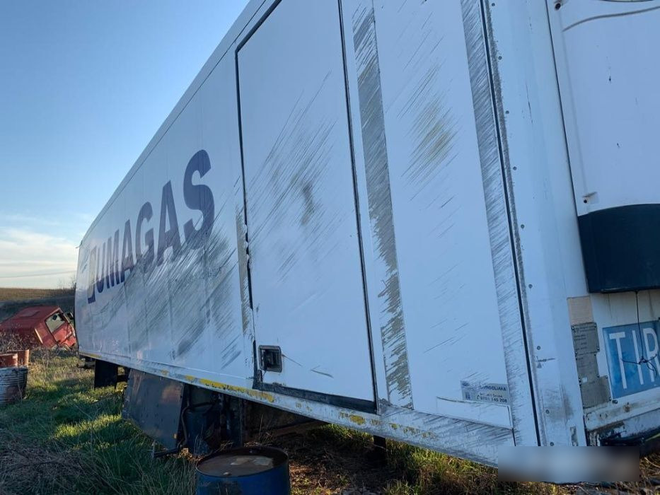 نصف مقطورة مُبرِّدة Semiremorci Frigorifice Dube Thermoking Ca: صورة 6 نصف مقطورة مُبرِّدة Semiremorci Frigorifice Dube Thermoking Ca: صورة 6