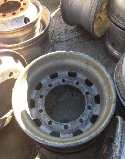 Vand jante aluminiu/tabla pentru camioane/ remorci - الجنوط - شاحنة: صورة 2 Vand jante aluminiu/tabla pentru camioane/ remorci - الجنوط - شاحنة: صورة 2