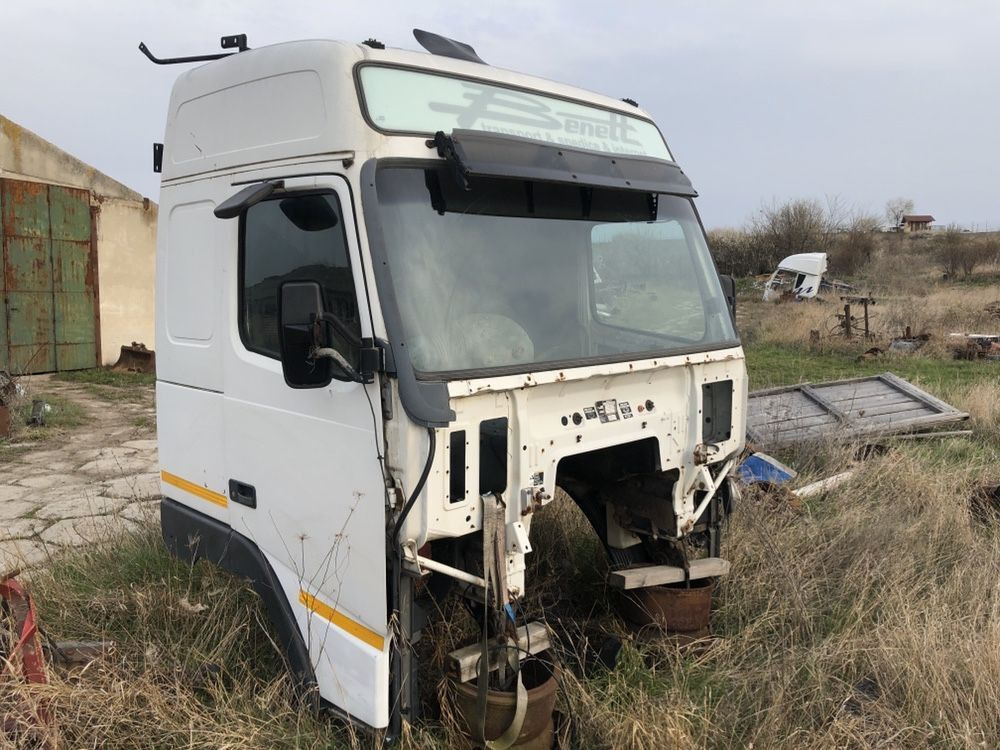 Volvo FH 12 truck - كابينة - شاحنة: صورة 3 Volvo FH 12 truck - كابينة - شاحنة: صورة 3