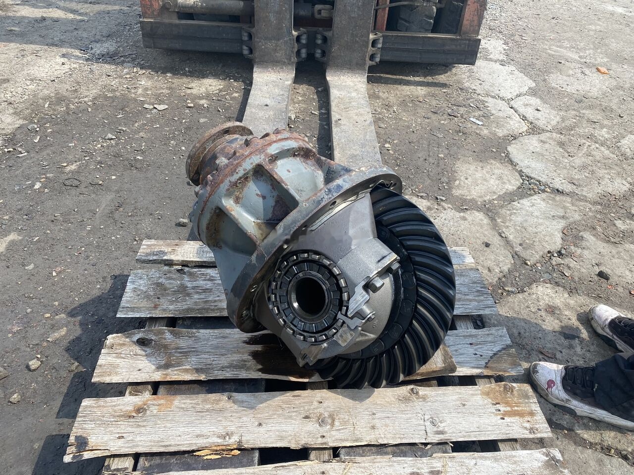 Volvo lock, rear axle assembly : GRUP FH FM FL ALL RATIO truck - صندوق التروس التفاضلية - شاحنة: صورة 1 Volvo lock, rear axle assembly : GRUP FH FM FL ALL RATIO truck - صندوق التروس التفاضلية - شاحنة: صورة 1