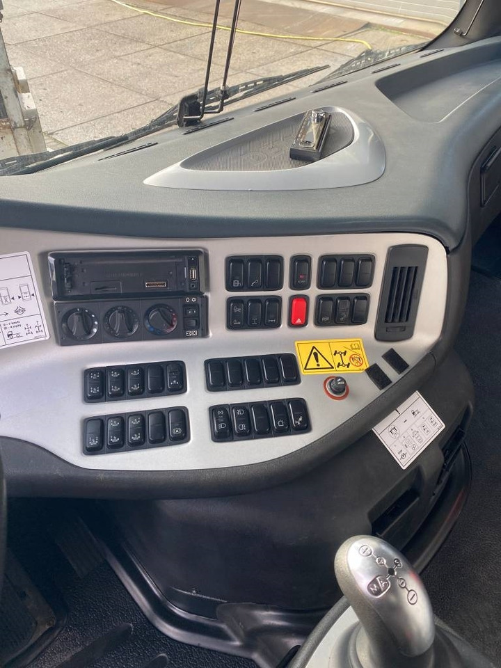 رافعة لجميع التضاريس Terex Explorer 5800: صورة 27