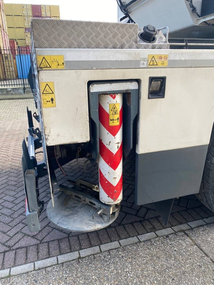 رافعة لجميع التضاريس Terex Explorer 5800: صورة 37