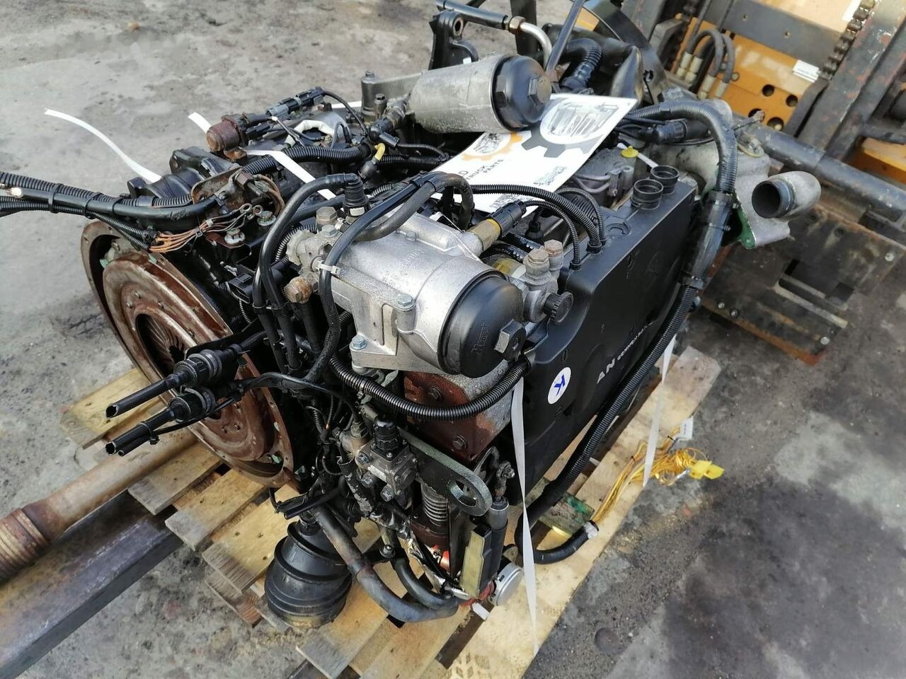 MAN D0834 LFL65 MAN TGL - محرك - شاحنة: صورة 2 MAN D0834 LFL65 MAN TGL - محرك - شاحنة: صورة 2