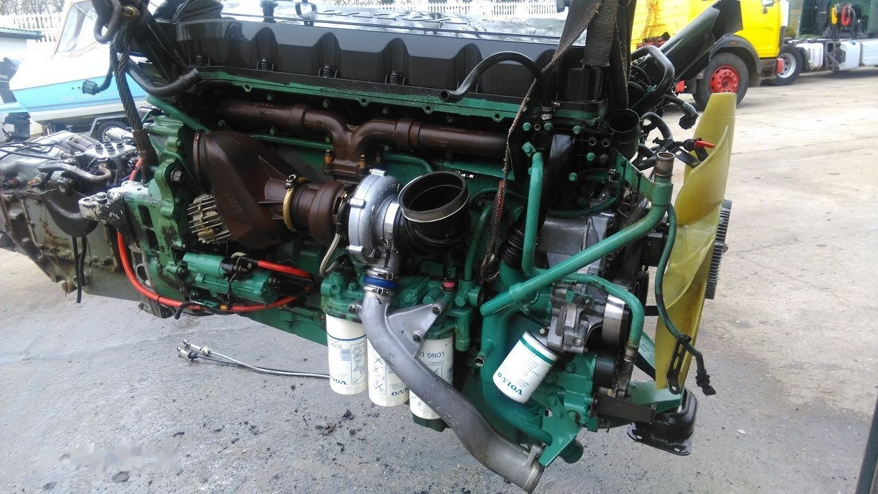 Volvo D9A 260 300 340 Volvo FM - محرك - شاحنة: صورة 3 Volvo D9A 260 300 340 Volvo FM - محرك - شاحنة: صورة 3
