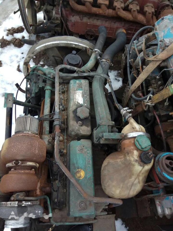 Volvo TD 73 ES Volvo FL 7 - محرك - شاحنة: صورة 1 Volvo TD 73 ES Volvo FL 7 - محرك - شاحنة: صورة 1