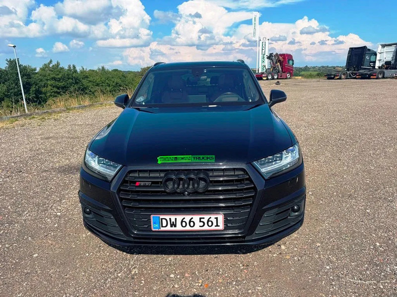 Audi SQ7 Black Edition. panoramo sun roof. . oil heater. head up display. 21" alu weels. night vision. B&O sound system. - سيارة دفع رباعي: صورة 4 Audi SQ7 Black Edition. panoramo sun roof. . oil heater. head up display. 21" alu weels. night vision. B&O sound system. - سيارة دفع رباعي: صورة 4