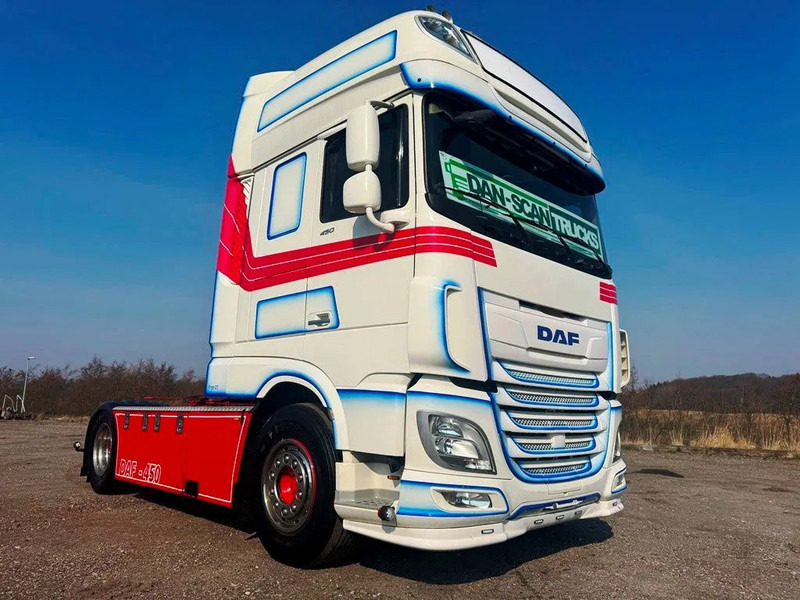 DAF XF 450 DAF XF 450 Special Interior. 706000 km. Euro 6 - وحدة جر: صورة 2 DAF XF 450 DAF XF 450 Special Interior. 706000 km. Euro 6 - وحدة جر: صورة 2