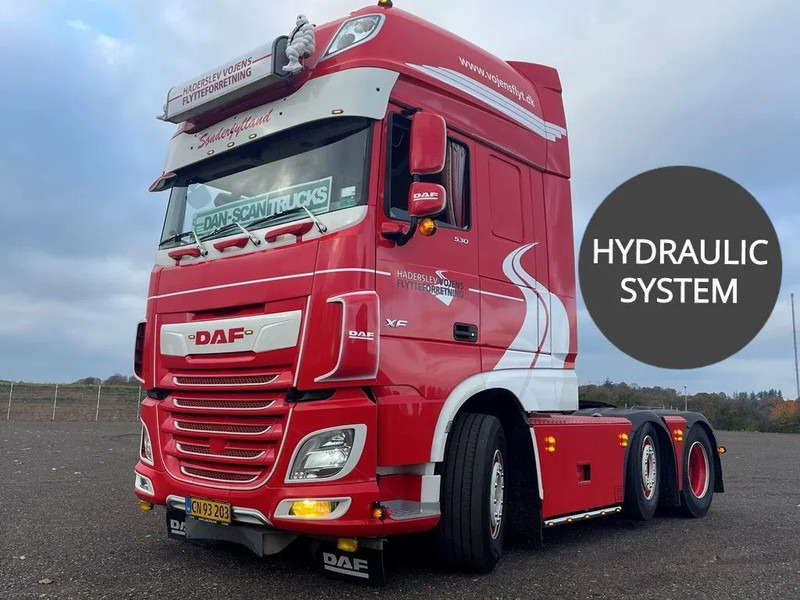 DAF XF 530 Twensteer Special interior. Full Air suspension Hydr. system - وحدة جر: صورة 1 DAF XF 530 Twensteer Special interior. Full Air suspension Hydr. system - وحدة جر: صورة 1