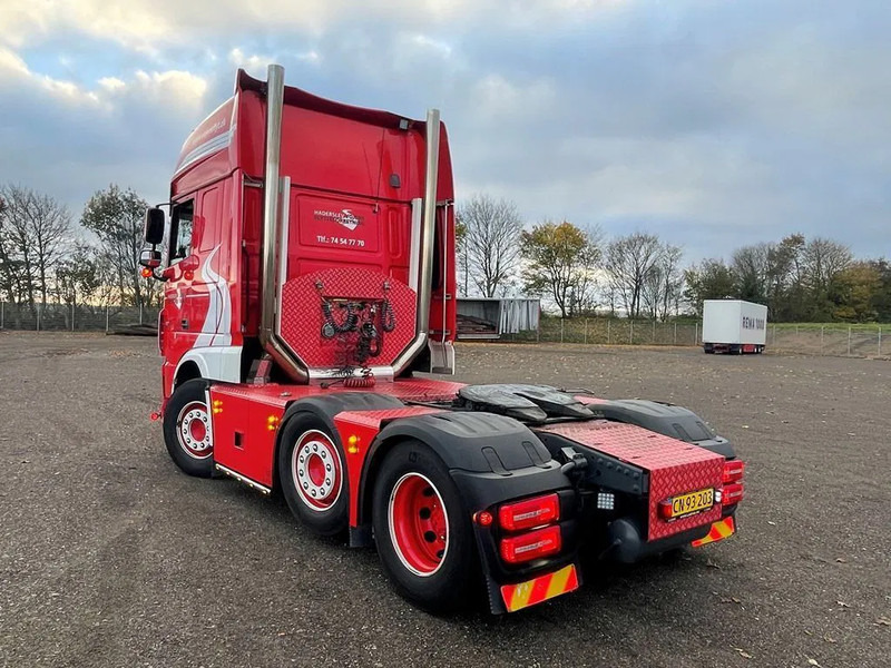 DAF XF 530 Twensteer Special interior. Full Air suspension Hydr. system - وحدة جر: صورة 5 DAF XF 530 Twensteer Special interior. Full Air suspension Hydr. system - وحدة جر: صورة 5