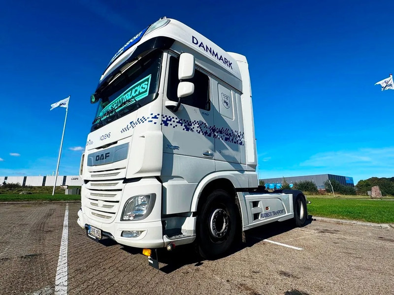 DAF XF 530 god tractor unit - وحدة جر: صورة 2 DAF XF 530 god tractor unit - وحدة جر: صورة 2