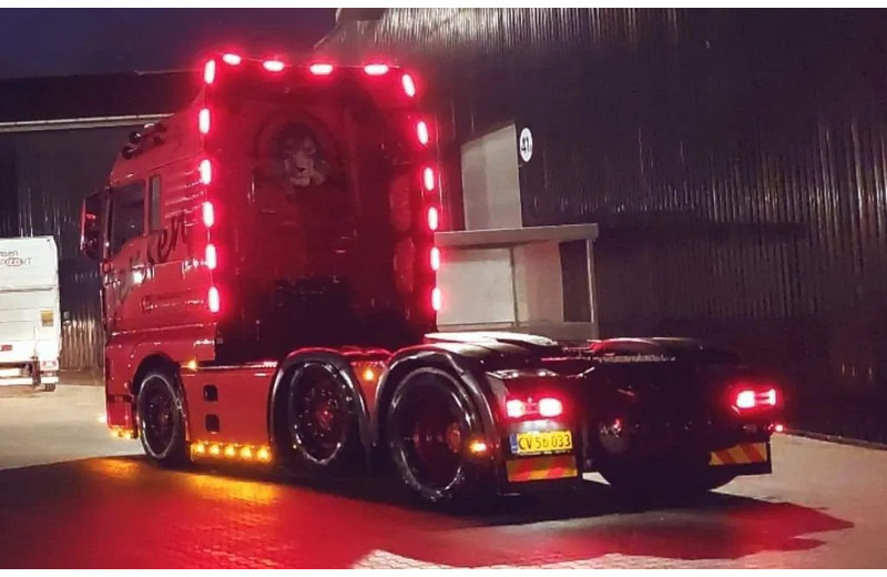 MAN TGX 26.510 2stk . Special interior. pusher 6x2/2. - وحدة جر: صورة 4 MAN TGX 26.510 2stk . Special interior. pusher 6x2/2. - وحدة جر: صورة 4