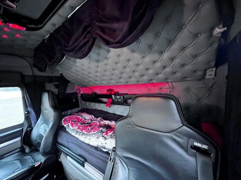 MAN TGX 26.510 2stk . Special interior. pusher 6x2/2. - وحدة جر: صورة 3 MAN TGX 26.510 2stk . Special interior. pusher 6x2/2. - وحدة جر: صورة 3