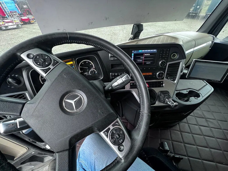 وحدة جر Mercedes-Benz Actros 1843 Special Interior. Air / Air suspension. Euro 6: صورة 14