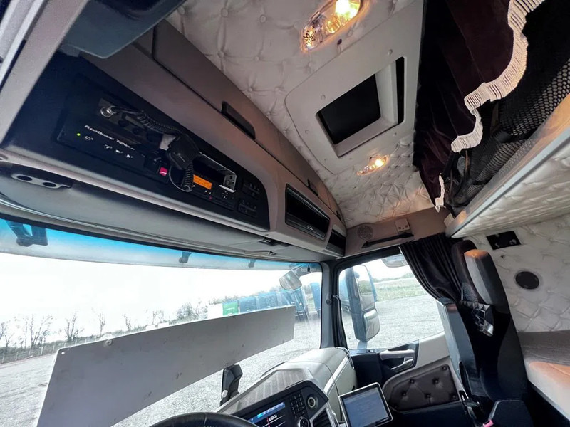 وحدة جر Mercedes-Benz Actros 1843 Special Interior. Air / Air suspension. Euro 6: صورة 11