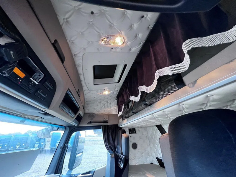 وحدة جر Mercedes-Benz Actros 1843 Special Interior. Air / Air suspension. Euro 6: صورة 10
