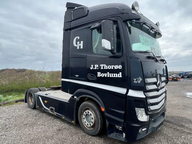 Mercedes-Benz Actros 1843 Special Interior. Air / Air suspension. Euro 6 - وحدة جر: صورة 2 Mercedes-Benz Actros 1843 Special Interior. Air / Air suspension. Euro 6 - وحدة جر: صورة 2