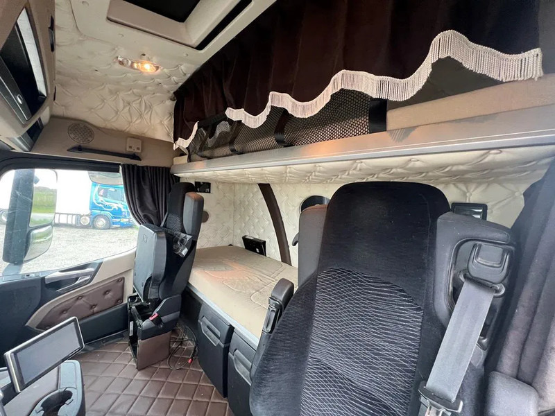 وحدة جر Mercedes-Benz Actros 1843 Special Interior. Air / Air suspension. Euro 6: صورة 19