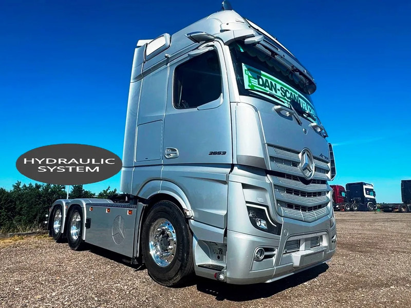 Mercedes-Benz Actros 2653 Special Interior. 6x2 3250mm weelbase. Air / Air suspension. hydr. syatem. Invertor. Micro wave. - وحدة جر: صورة 2 Mercedes-Benz Actros 2653 Special Interior. 6x2 3250mm weelbase. Air / Air suspension. hydr. syatem. Invertor. Micro wave. - وحدة جر: صورة 2