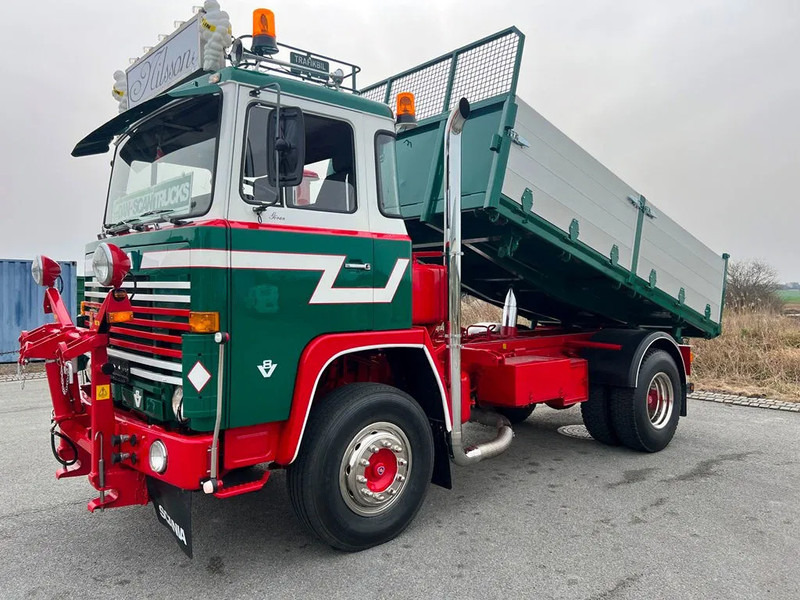 Scania LB141 V8 Scania Vabis Total Renovation omly 50 000 km . - شاحنة: صورة 1 Scania LB141 V8 Scania Vabis Total Renovation omly 50 000 km . - شاحنة: صورة 1