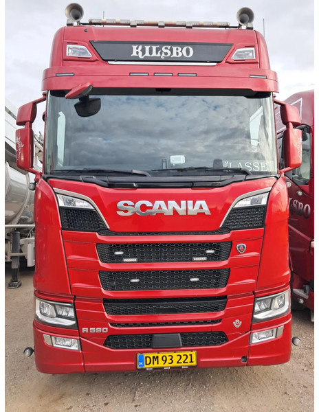 Scania R590 V8 NGS Rear steering 6x2*4. Air / Air suspension. Hydr. system - وحدة جر: صورة 4 Scania R590 V8 NGS Rear steering 6x2*4. Air / Air suspension. Hydr. system - وحدة جر: صورة 4